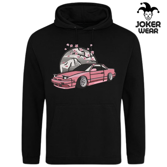 Car 6 - Embroidery on clothing